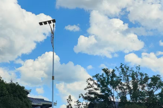 智慧燈桿＋無人機：重構城市低空治理的新范式