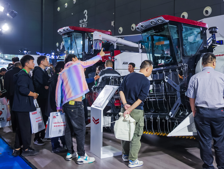 四川省：研发高端智能农机林机、农业机器人，推动“AI 农机”模式应用